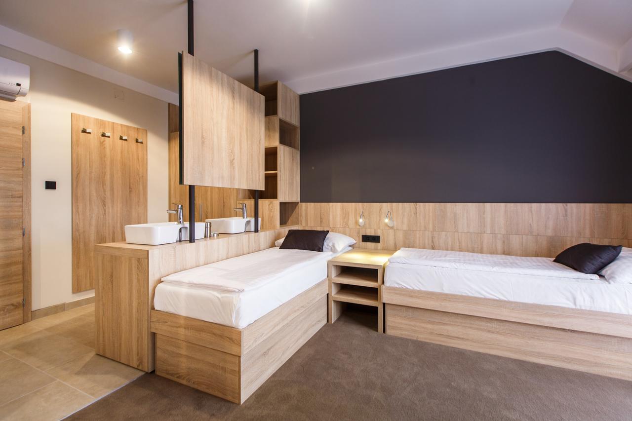 Luxury Suites Bellevue Lopar Exterior photo